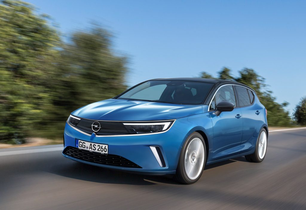 Opel laat glimp nieuwe Astra zien, hier is-ie al helemaal