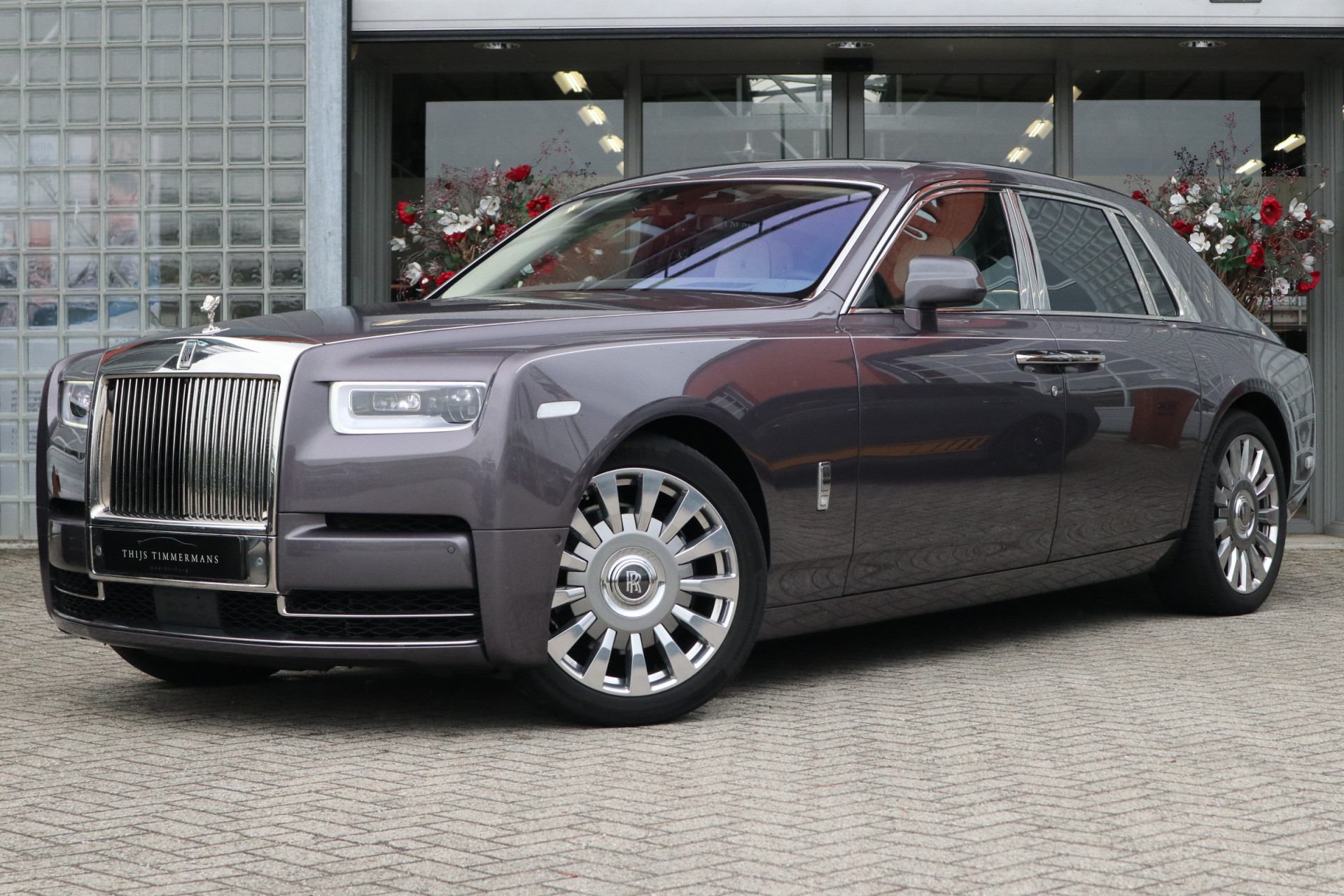 Rolls-Royce Phantom, Peter Gillis, Massa is Kassa
