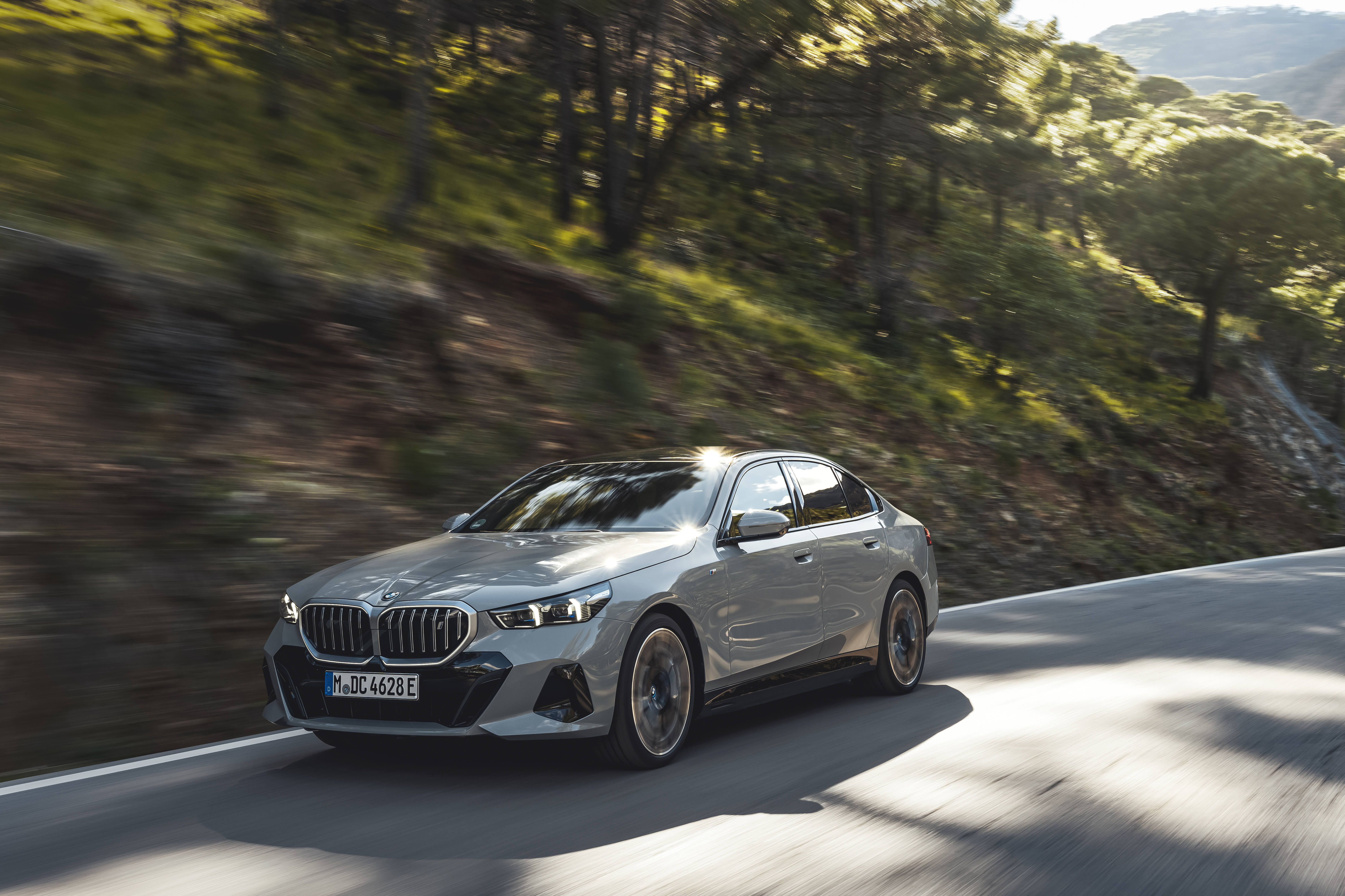 BMW i5, test, review